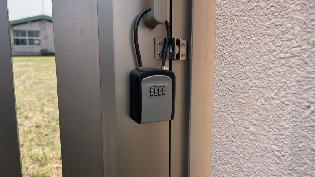 キーボックスのダイヤルを合わせる